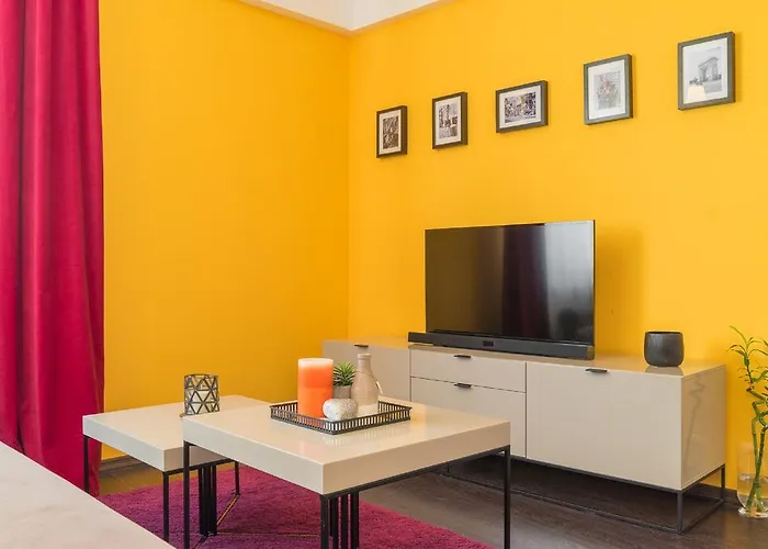 Deluxe Apartment
